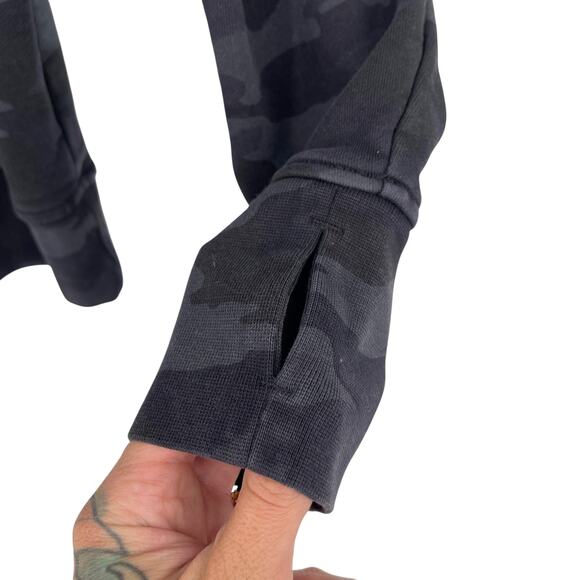 Lululemon Scuba Crew Neck Sweatshirt Heritage 365 Camo Deep Coal Multi Size 12 - Picture 8 of 10